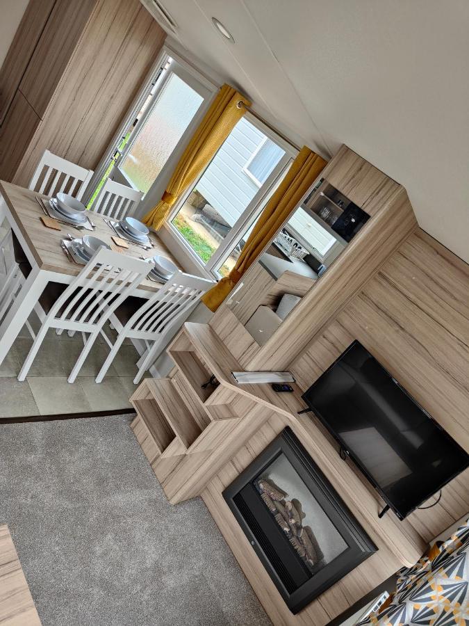 J6 Static Caravan, Fairway Holiday Park Sandown Exterior photo